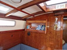 1993 Classic Yacht Robertson 35