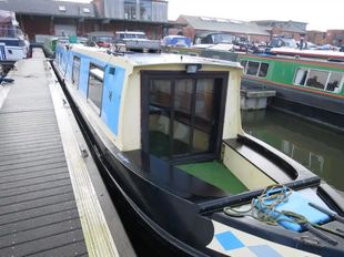 G T  Boat Builders 57