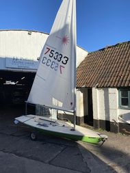 Laser sail no 75333 Kermit