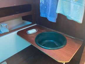 Wash basin