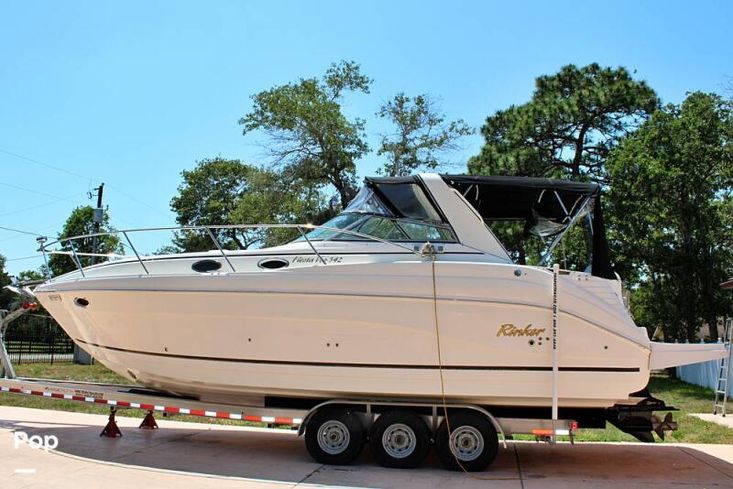 2005 Rinker fiesta vee 342