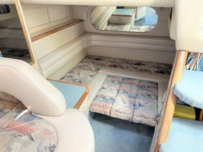 1995 Sea Ray 330 Sundancer 34