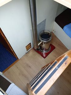 Widebeam Liveaboard - Leeds Liverpool Short Boat style 83% scale