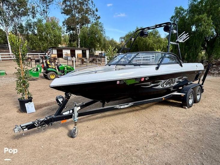 2004 Malibu 21 wakesetter vlx