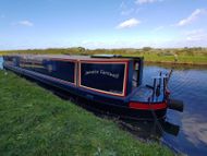4 - 8 week shares in 58ft 4 berth boat