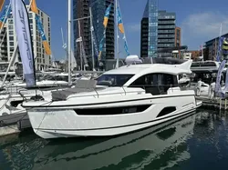 2023 Sealine F430