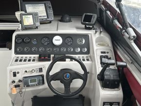 1992 Regal 300 Commodore 7