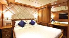 Boutique Cruise Ship Or; Family Yacht