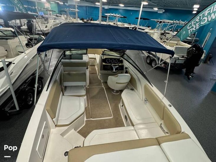 2018 Sea Ray 230 spx