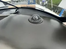 2002 Sunseeker Camargue 44