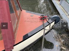 Narrowboat with London Mooring