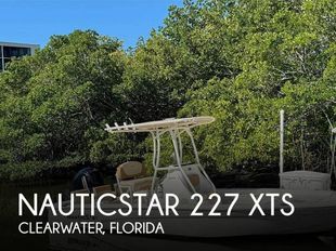 2023 NauticStar 227 XTS