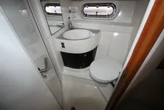 2002 Sealine F37