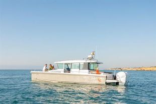 2016 Axopar 37 XC Cross Cabin