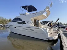 2002 Rodman 38 Fly