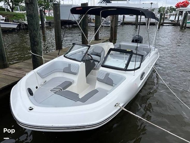 2023 Bayliner vr6