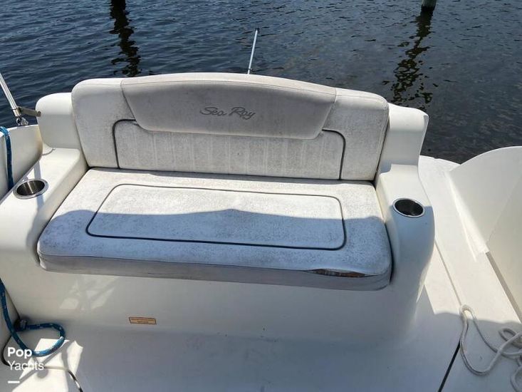 2010 Sea Ray 240 sundancer