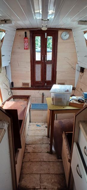 Open plan cabin
