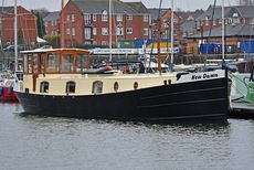 60ft x 12ft 6in Dutch Barge