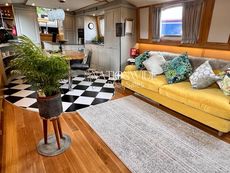 68ft by 12ft Widebeam Cruiser