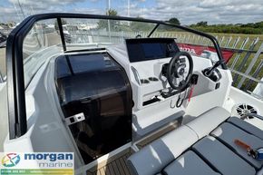 Jeanneau Cap Camarat 7.5 WA S3 - door