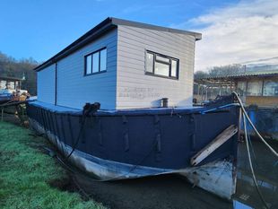 1940 Barge Houseboat 83ft House Boat in Idyllic Cornish River.