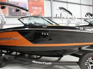 2018 MasterCraft NXT22 Saltwater series