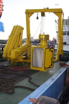 26 Meter Used Utility Boat with A Frame and Deck Crane