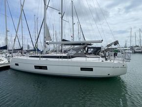 2019 Bavaria C45 Style 6