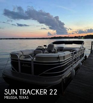 2021 Sun Tracker Party Barge 22 RF DLX