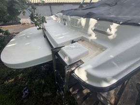 Bayliner 185 Bowrider  - Safety Equipment