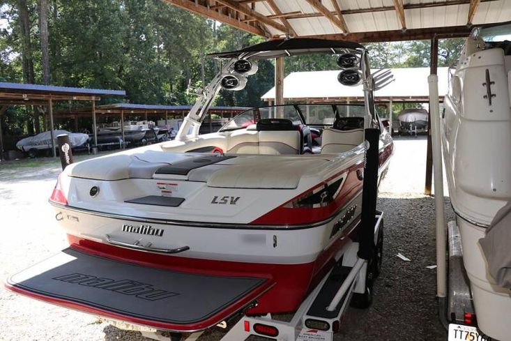 2012 Malibu 23 lsv