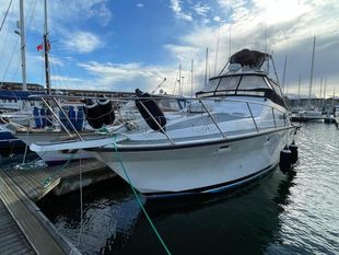 1984 Luhrs 340 Sports Fisherman