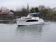Nautic 900