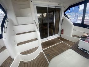 Fairline Phantom 38  - Cockpit