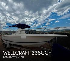 1996 Wellcraft 238CCF