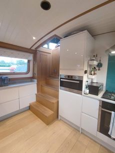 2019 70ft x 12ft6&rsquo;&rsquo; Widebeam built by Collingwood &lsquo;&rsquo;Bumblebee&rsquo;&rsquo;