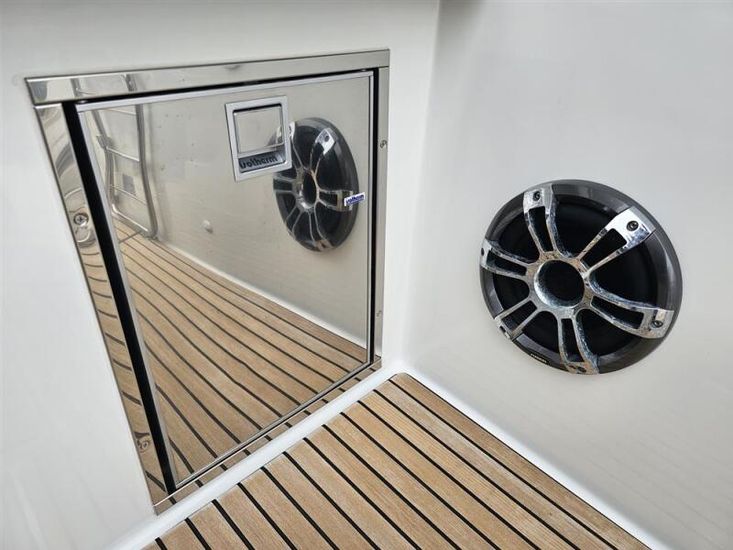 2022 Beneteau Flyer 10