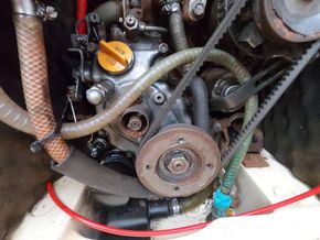 Parker 275 Lifting Keel - Engine