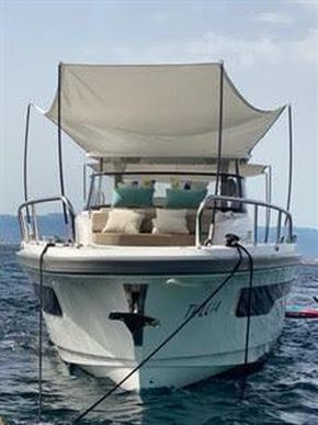 Bow shot with awnings in place