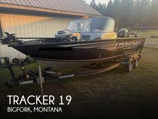 2019 Tracker TARGA V-19WT COMBO