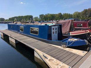 Bed of Roses 45' Trad Narrowboat, optional mooring available 