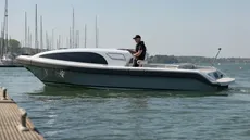 Yachtwerft Meyer  8.3 Limousine