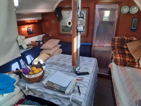 2009 Beneteau Oceanis 34 8