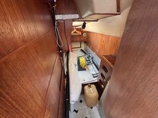 1980 Comanche 32 Motor Sailer