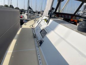 Westerly Sealord 39  - Side Deck