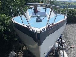 Sailing Cruiser