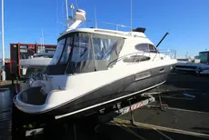 2002 Sealine F37