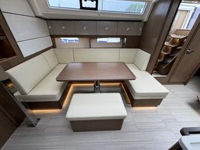 2025 Bavaria C46 15