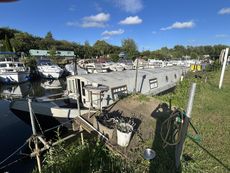 Collingwood Liverpool boats Widebeam